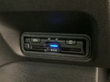 いまや快適なカーライフに欠かせないETCが付いています。