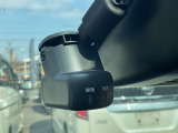 日産オリジナルドライブレコーダー(前後)搭載しております。車室内カメラで車内および車側面を撮影。走行中の幅寄せ対策や後方撮影にも対応しております。