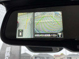 アラウンドビューモニターは車両の死角になりやすい左前のみを映し出すことが可能です。見えずらい場所をカメラで確認していただけるので、安全な駐車の手助けになります!