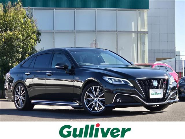 クラウン ハイブリッド 2.5 RS アドバンス 本革シート サンルーフ