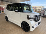 N-BOXカスタム G ターボ SSパッケージ 2トーンカラースタイル 4WD 