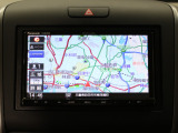 【ナビゲーション】メモリーナビを装着しております!目的地の検索だけでなくTV視聴やCD,DVD再生の他、Bluetooth接続が可能!クルマには無くてはならない装備ですね♪