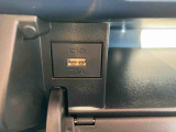 3.「認定中古車カルテ」は、走行距離や修復歴に加えてキズ・凹みの有無・状態や消耗品の交換、過去の整備状況がわかります。