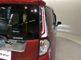 LEDテールライトです。省電力、高輝度のLEDは明るく照らすので夜間運転時の視認性を高めます。スタイリッシュな見た目で細かいところもこだわりたいあなたに!