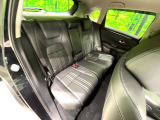 後部座席も気になるようなキズ・汚れやへたり等、大きなダメージはなく、良好な状態です。