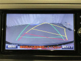 【バックモニター】駐車時に後方がリアルタイム映像で確認できます。大型商業施設や立体駐車場での駐車時や、夜間のバック時に大活躍!運転スキルに関わらず、今や必須となった装備のひとつです!