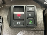 パーキングブレーキはスマートな電子制御式と合わせて渋滞時等にブレーキペダルから足を離しても停車状態を保持してくれるオートブレーキホールド機能で運転が楽になります。スタートはアクセルペダルを踏むだけ