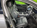 『輸入車ならではの洗練されたインテリア!英国らしい気品高いインテリアに仕上がっております!また、『インテリアガード』も扱っています。詳しくは店頭スタッフまで♪