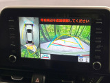 【パノラミックビューモニター】専用のカメラにより、上から見下ろしたような視点で360度クルマの周囲を確認することができます☆死角部分も確認しやすく、狭い場所での切り返しや駐車もスムーズに行えます。