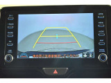 バックガイドモニターで、後方を確認しながら安心して駐車することができます。運転初心者も熟練者も必須の機能ですよ!