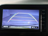バックモニター搭載で後方を確認しながら安心して駐車する事ができます!