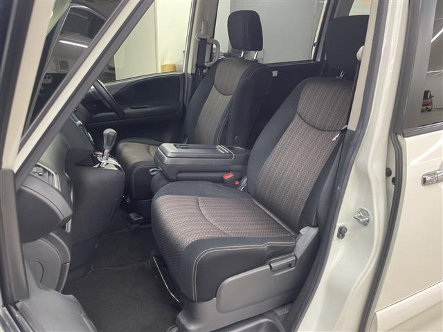 日産 セレナ 2.0 ハイウェイスター Vセレクション+Safety S-HYBRID
