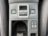 ●仕入れ段階で徹底したチェックを行い、厳しい審査にパスした車だけを展示・販売しています。弊社ではこれをプロチェックと呼び、数十の独自チェック項目に基づき、車の状態を調べ上げています。