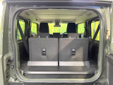 普段のお買い物や通勤、送迎等に十分な荷室スペースを確保しております。セカンドシートを倒すと、大きな荷物の積載も可能です♪