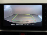 バックガイドモニターで、後方を確認しながら安心して駐車することができます。運転初心者も熟練者も必須の機能ですよ!