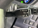 【クルーズコントロール】高速道路もラクラク走行。アクセルを離しても一定速度で走行ができ、長距離運転時の負担を軽減!加速・減速も簡単なスイッチ操作で調整できます。