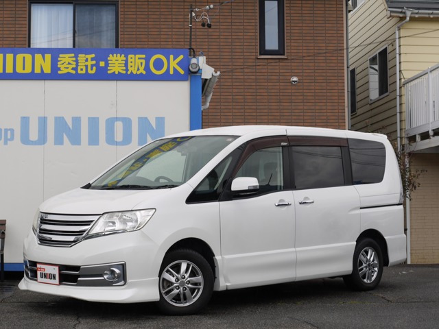 セレナ2.0 ライダー 4WD