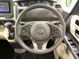 ステアリングも使用感が少なく、きれいな状態となっております♪
