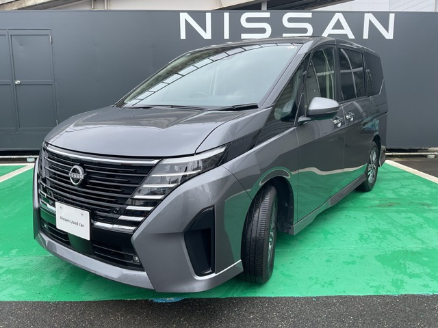 セレナ 1.4 e-POWER ハイウェイスターV 