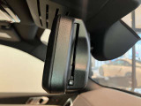 ルームミラー内蔵ETC車載器(自動防眩付)後続からの光が一定以上になると自動で眩しさを緩和します。