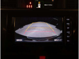 バックガイドモニターで、後方を確認しながら安心して駐車することができます。運転初心者も熟練者も必須の機能ですよ!