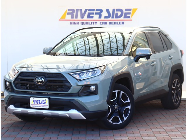 トヨタ RAV4 2.0 アドベンチャー 4WD