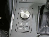 ダイヤル操作で走行モードの変更が可能です。