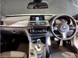 ☆センターパネルを運転席側に僅かに傾けたBMW独特のインパネ☆【駆け抜ける歓び】はここからもスタートしております☆