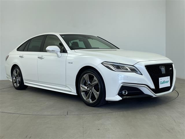 クラウン ハイブリッド 2.5 RS アドバンス 本革シート サンルーフ