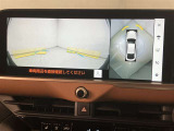 安全機能のバックモニター&全周囲モニターも装備です。