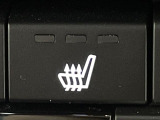 【シートヒーター】シートを温めてくれる暖房機器です!長時間座っていると負担が掛かりやすい背中や腰、または冬場などの寒い日に冷えやすい脚部に快適なぬくもりを伝えます。