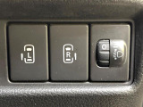 【両側パワースライドドア】スマートキーや運転席のスイッチで後席両側スライドドアの開閉が可能♪電動だから力を入れてドアを開ける必要が無く、小さなお子様でも簡単に開け閉めでき快適です♪