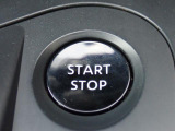 プッシュスタートでエンジン始動。