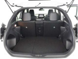 広々としたラゲージスペースを備えています。大きなものや長さのある荷物もしっかりと積み込めます。