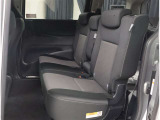 ゆとりある広々とした車内空間は、ドライブを始め買い物やレジャーなど、幅広く活躍します。一人でもみんなとでもお出かけを楽しみましょう!