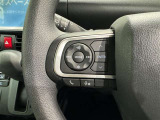 ステアリングスイッチ装備!運転しながら手元でオーディオの操作などができます。
