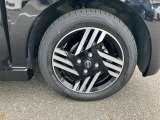 アルミホイール装着しております。