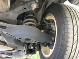 お車を安心してお乗りいただく為には、足回りの定期点検が欠かせません。サービスサポート(有償保証)では無料点検もご提供しており、安心のカーライフをお過ごしいただけるサポート体制が整っています。