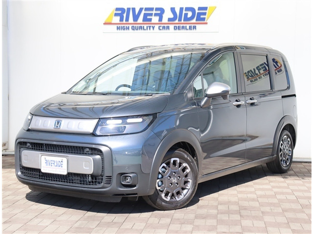 フリード1.5 e:HEV クロスター未使用車 純正11.4型ナビ フルセグ DVD再生