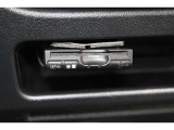 高速道路走行の料金所をノンストップで通過できるETCを装備!※ ETCカードのお申し込みも当社にお任せ下さい!