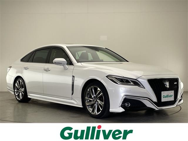 クラウン ハイブリッド 2.5 RS アドバンス 本革シート サンルーフ