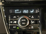 車内空調は&rdquo;AUTOエアコン&rdquo;にお任せ。運転に集中出来ますよ!