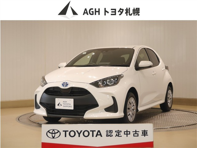 ヤリス1.5 ハイブリッド X E-Four 4WD