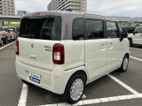 【後方誤発進抑制機能】間違えてシフトをR(後退)位置に入れて強く踏み込んでしまった場合、障害物を検知すると自動的にエンジン出力を抑制する機能を搭載!うっかりシフト入れ間違えた時、衝突回避になりますよ♪