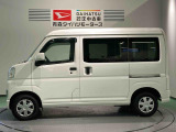 納車前にはプロのメカニックが点検、整備を行いますので安心してお乗り頂けます!!