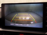 バックモニターも装備しております。バックギアに入れるとナビ画面に車の後方が映し出されます。これで後方確認も安心!