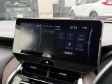 【12.3インチワイドナビ】高級感とインパクトのある大型ワイドナビを装備。各種オーディオ操作はもちろん、横長ワイド画面でのマップ2分割表示など、利便性も高いナビです♪