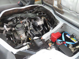 エンジンルームはきれいですよ。機関機構系も良好です。納車前に点検整備も行います。エンジンオイル・オイルフィルター・エアコンフィルター・ワイパーゴムは必ず交換致します(エアコンフィルターは、装着車のみ)