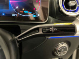 メルセデスベンツでは殆どが電子コラムシフトを採用しており、前進後退の切り替えをスムーズに行うことが出来ます。