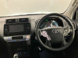 納車後1年間は走行無制限のトヨタロングラン保証付きです。(対象項目:約60項目・5000部品)が対象です。全国のトヨタ系ディーラーで保証修理が可能です。
